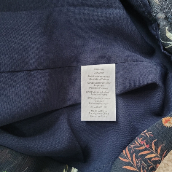 Anthropologie Elevenses Navy Floral Print Romper Long Sleeve Ruffle Neck Size L - Picture 8 of 12